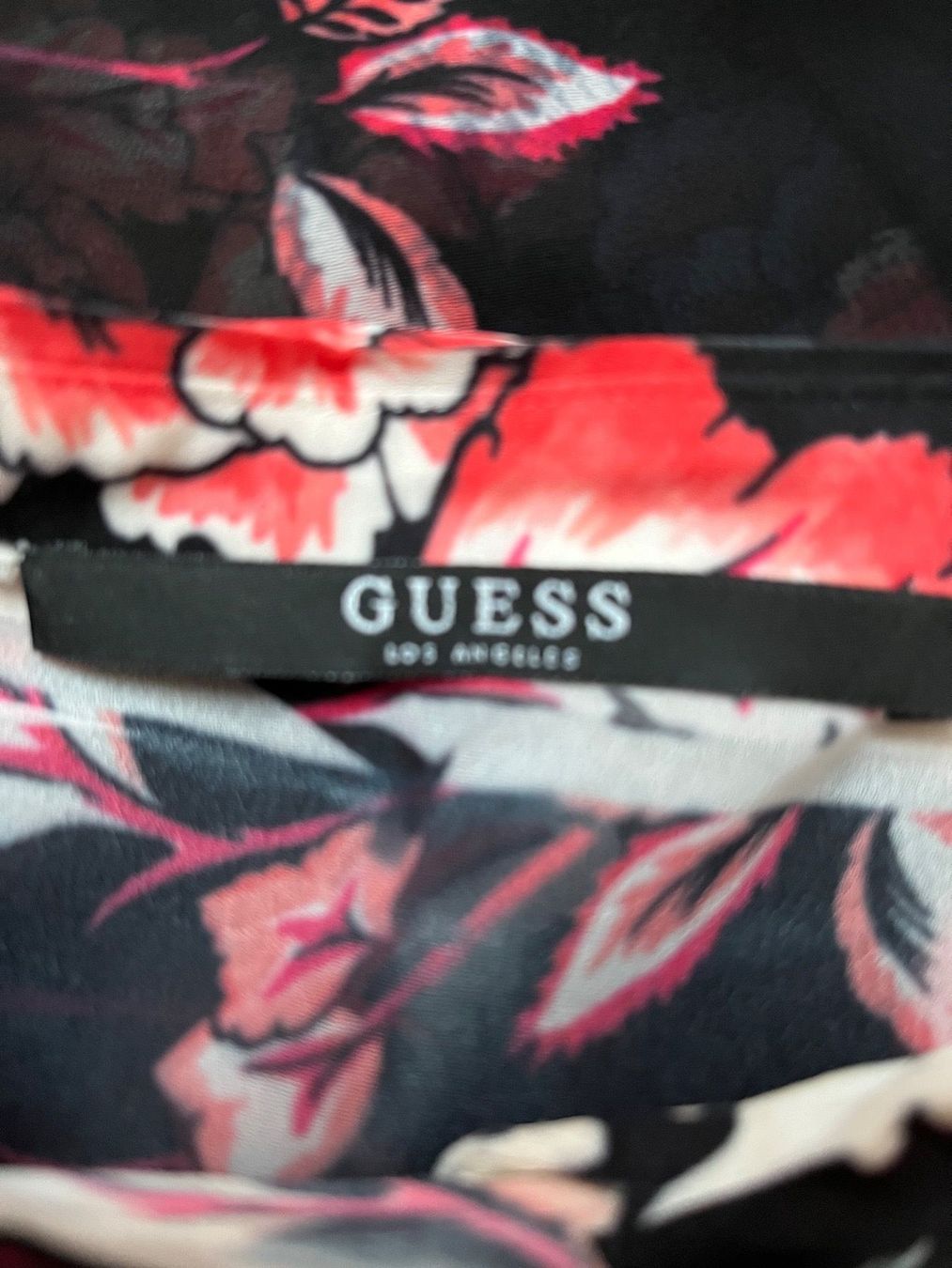 Guess Camicette: Guess Bluse Grösse XS – Nuovo (secondo la descrizione) da Grafstal venduto da fynesong 5