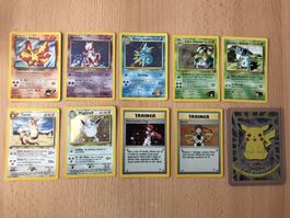 Pokemon - Lot 10 cartes (ENG) + 16 Be Yaps Pucks