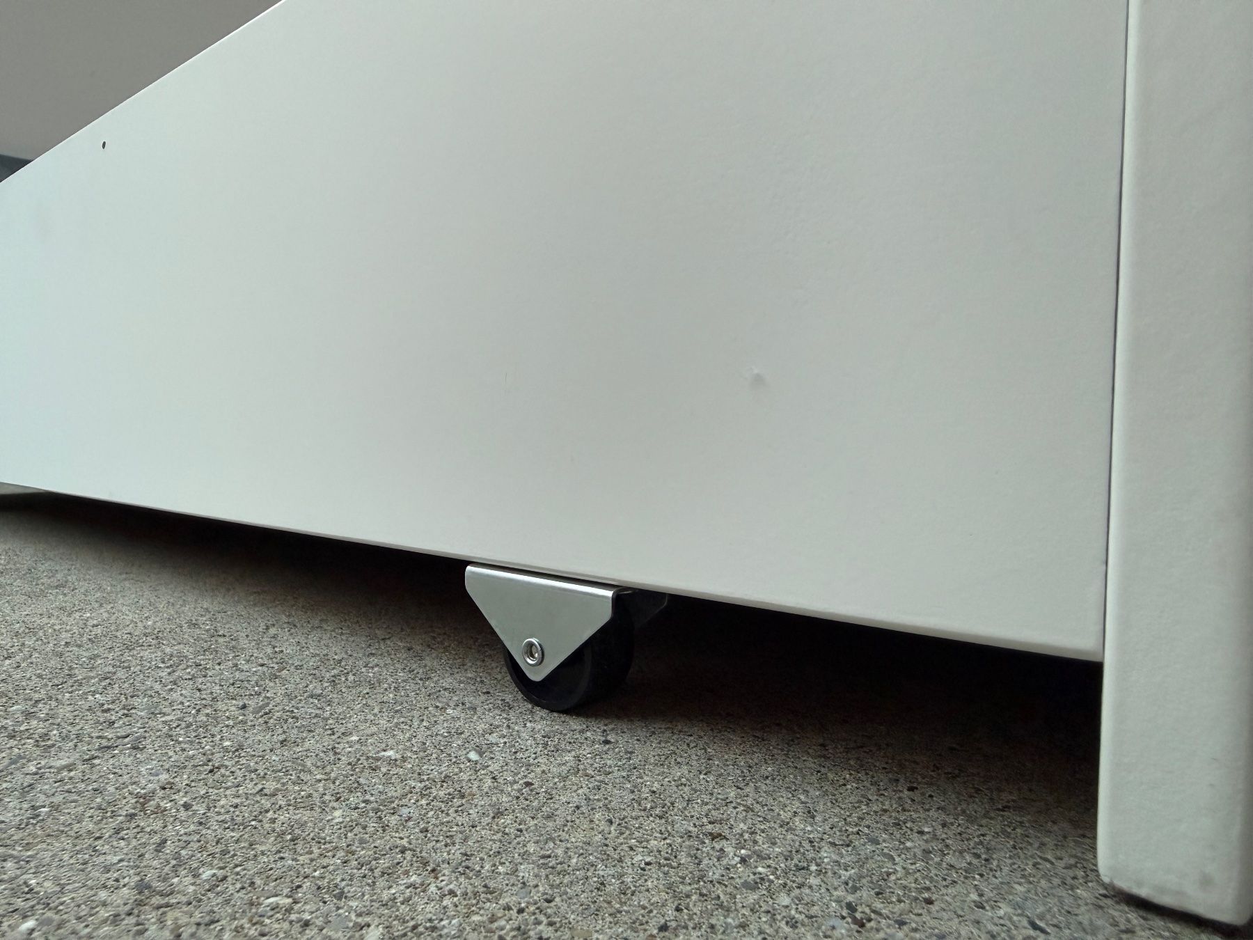 Betten: Kinderbett mit Rollen weiss 90x190cm – Neu (gemäss Beschreibung) aus Balgach von hub_kqm9 3