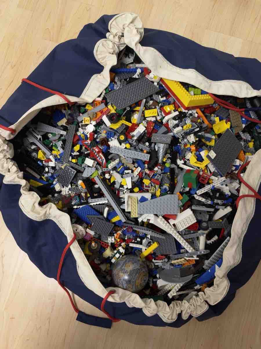 Lego Spielzeuge: Lego Sack gemischt – Gebraucht aus Schönenbuch von mau_8j96