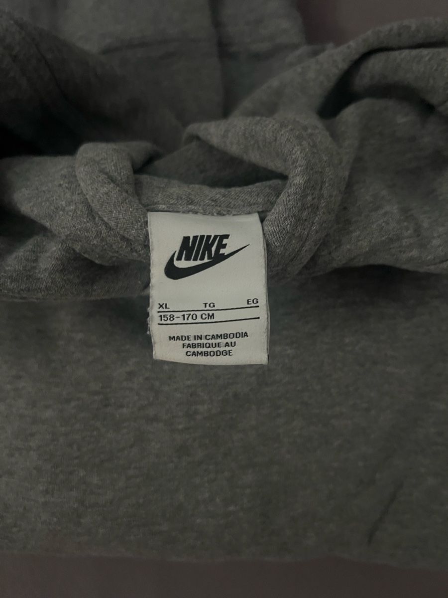 Nike Pulls & Sweat-shirts: Nike Pullover, Gr. XL, 158-170cm, Grau – Neuf (Voir description) à Eiken par Lera.24 1