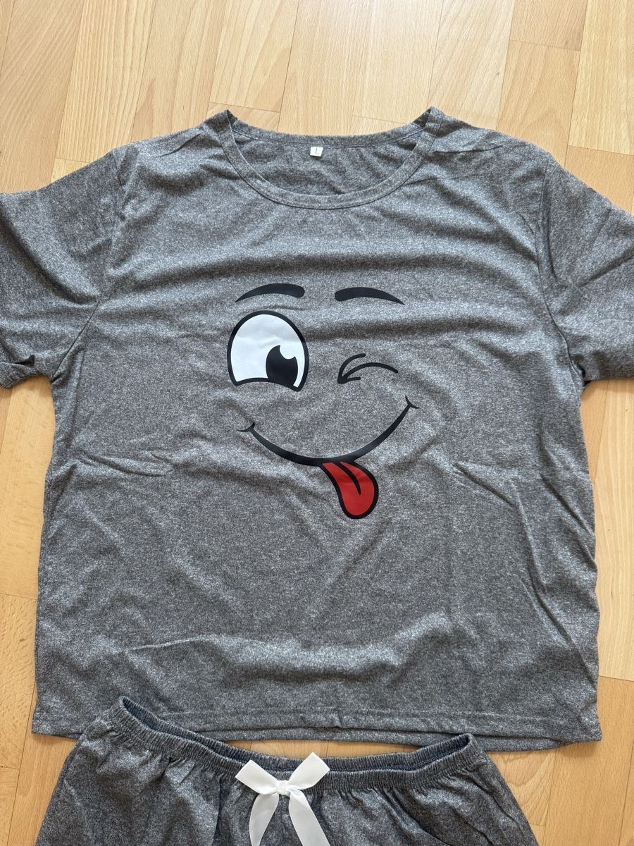Negligees & Pigiami: Pyjama Set Kurzarm mit Smiley Gr. L  – Nuovo e nell'imballaggio originale da Abtwil SG venduto da ale2002 1