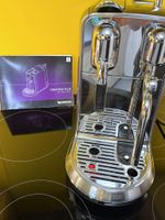 Kaffeemaschine Nespresso Creatista Plus silber guter Zustand