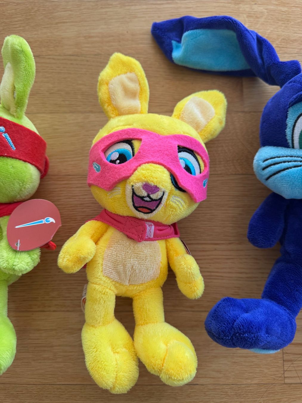 Migros Spielzeuge: Migros Plüsch Osterhasen Sammeln – Gebraucht aus Staufen von MARINTSUM 2