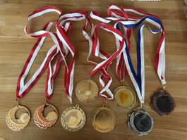 8 Medallien