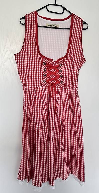 Robes: Dirndl Gr. 40/42 – D'occasion à Sarnen par Sejosa15 1