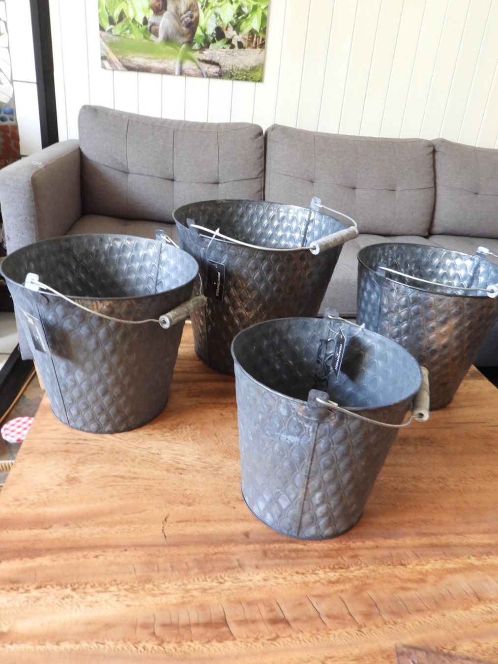 Autres articles pour la maison: Deko Eimer 4ST aus Blech – Neuf (Voir description) à Tavannes par jimananas