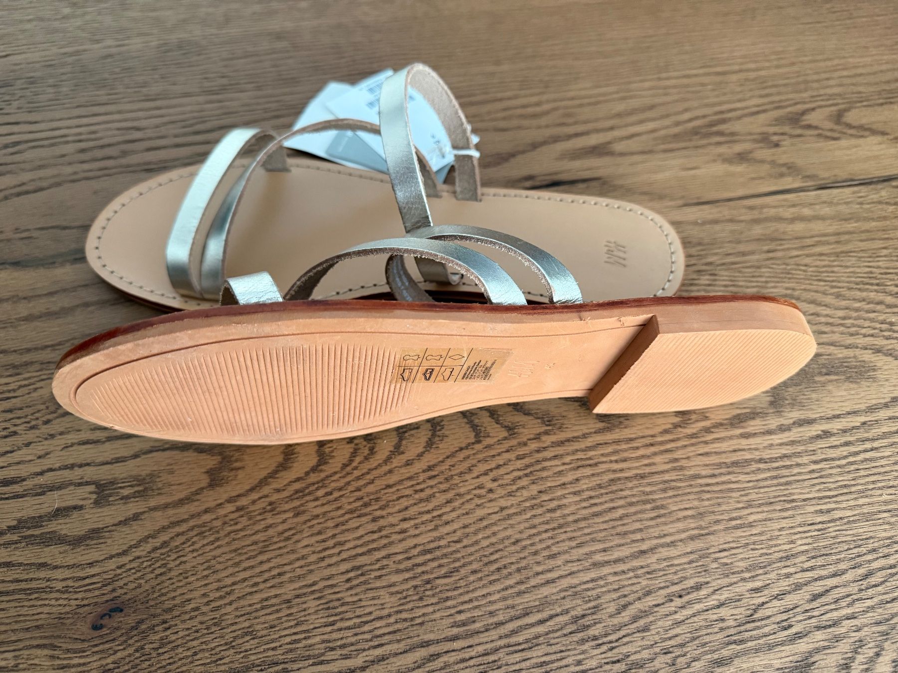 H&M Chaussures femmes: Sandalen Grösse 42 – Neuf (Voir description) à Liestal par sim_f7js 2