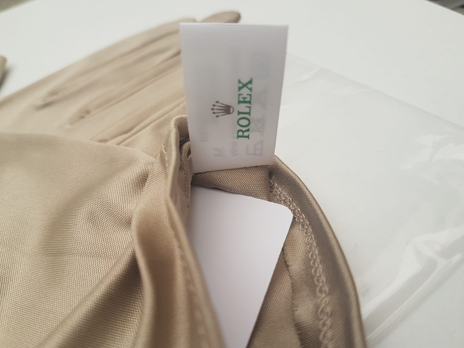 Rolex Guanti & manicotti: Gants Rolex authentiques, taille M, neufs. – Nuovo e nell'imballaggio originale da Carouge GE venduto da Natcal22 3