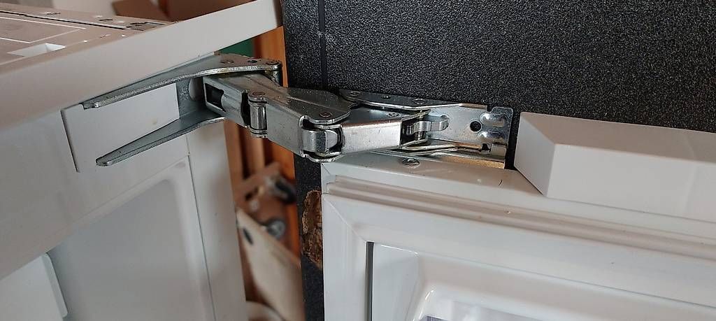 Frigoriferi: Frigo à encastrer avec freezer – Usato da Leysin venduto da fra_2hw6 2