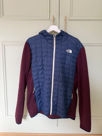 The North Face Fleecejacke mit Daune, blau-bordeaux