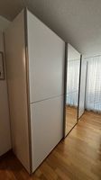 Schrank, mit 3-teiliger Schiebetür