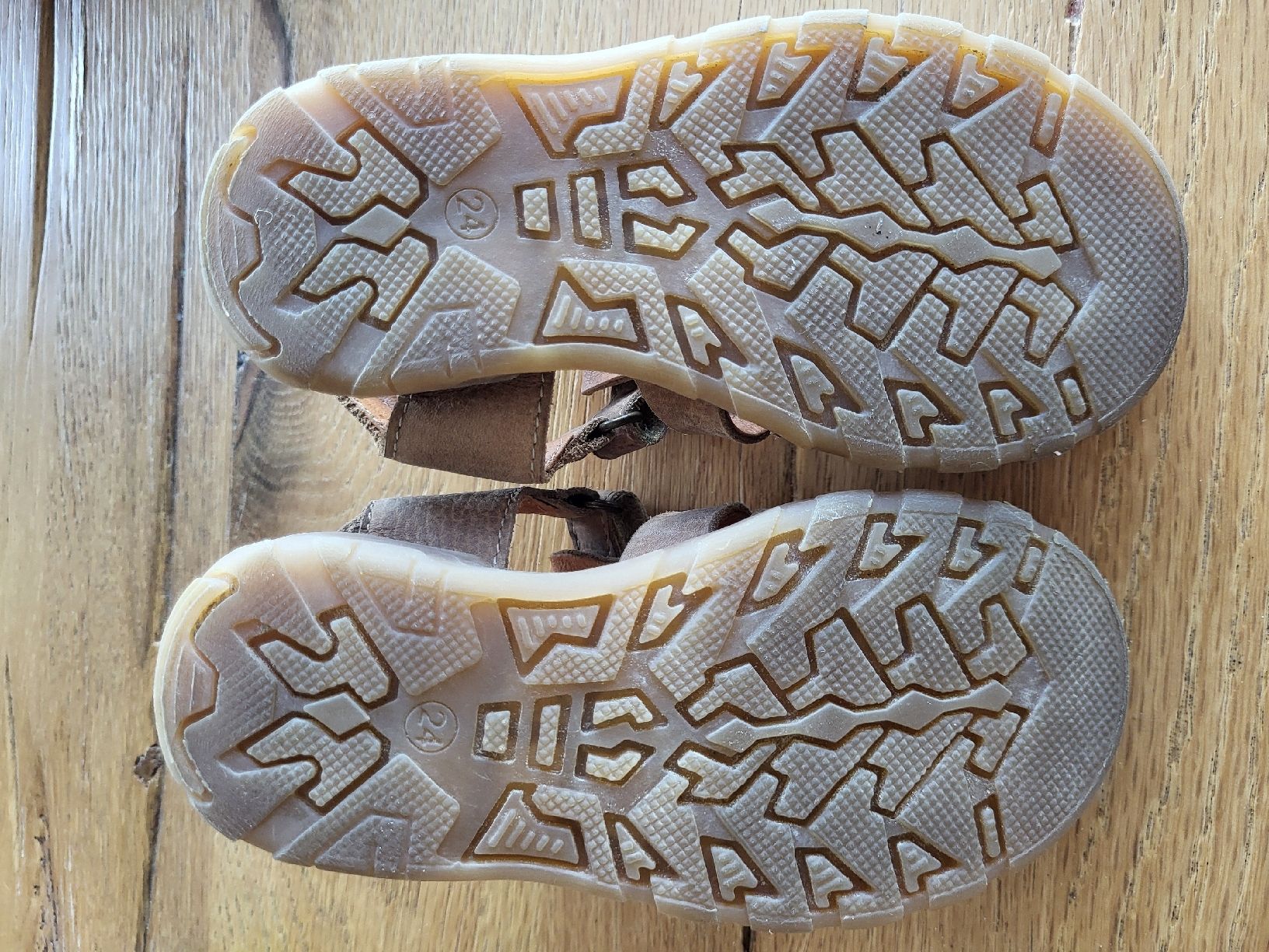 Bisgaard Schuhe für Jungen: Bisgaard Sandalen Leder Grösse 24 – Gebraucht aus Rottenschwil von stejung 1