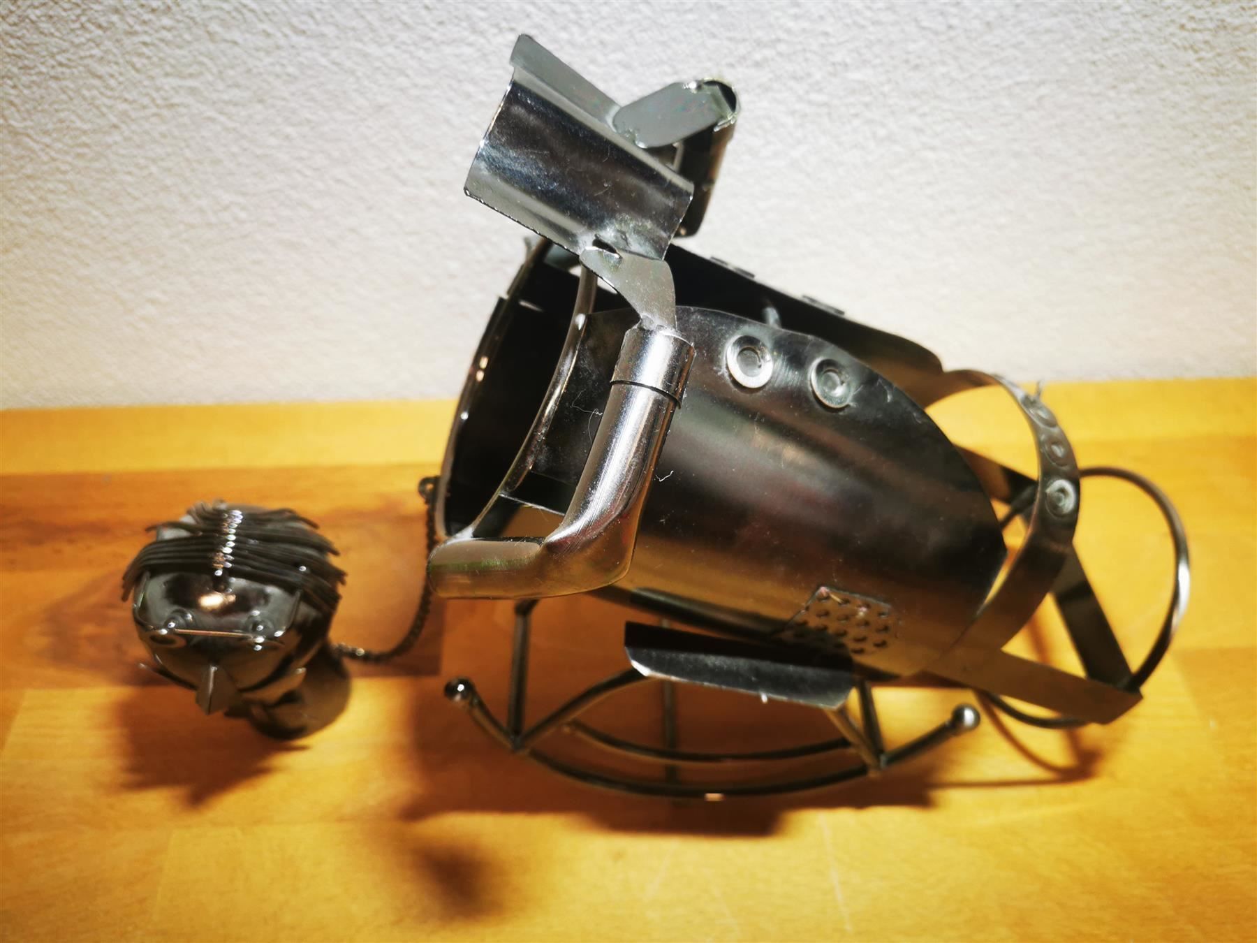Supporti a parete: Flaschenhalter aus Metall – Usato da Buchs ZH venduto da Sutoris 5