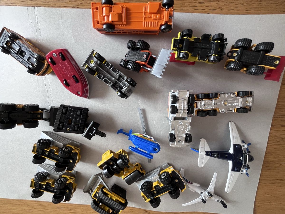 Jouets: Grosses Spielzeugauto – D'occasion à walenstadt par Blumenzeit 2