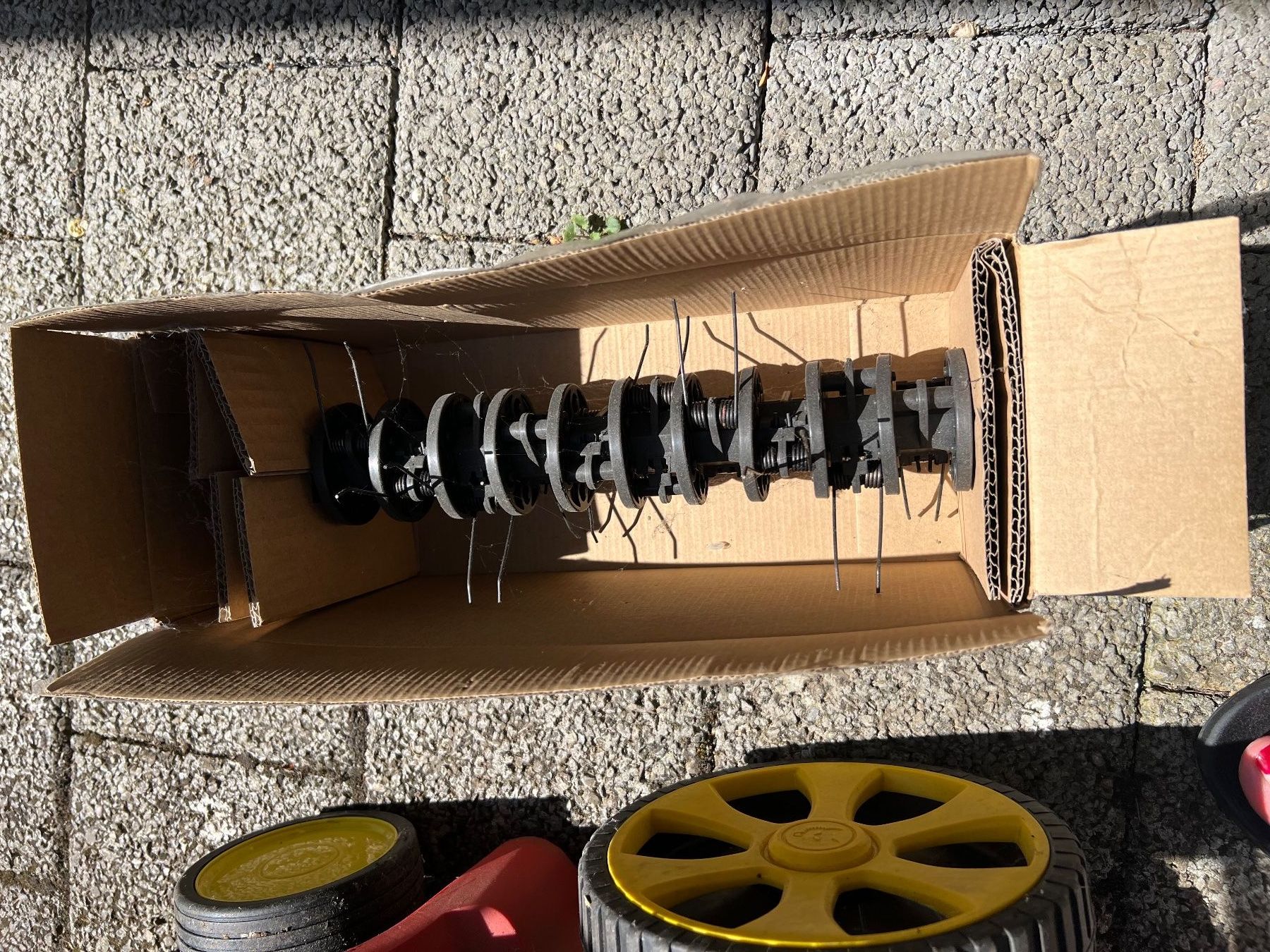 Wolf Garten Attrezzi per la lavorazione del suolo: Vertikutierer von Wolf – Usato da Schaffhausen venduto da solequart 4