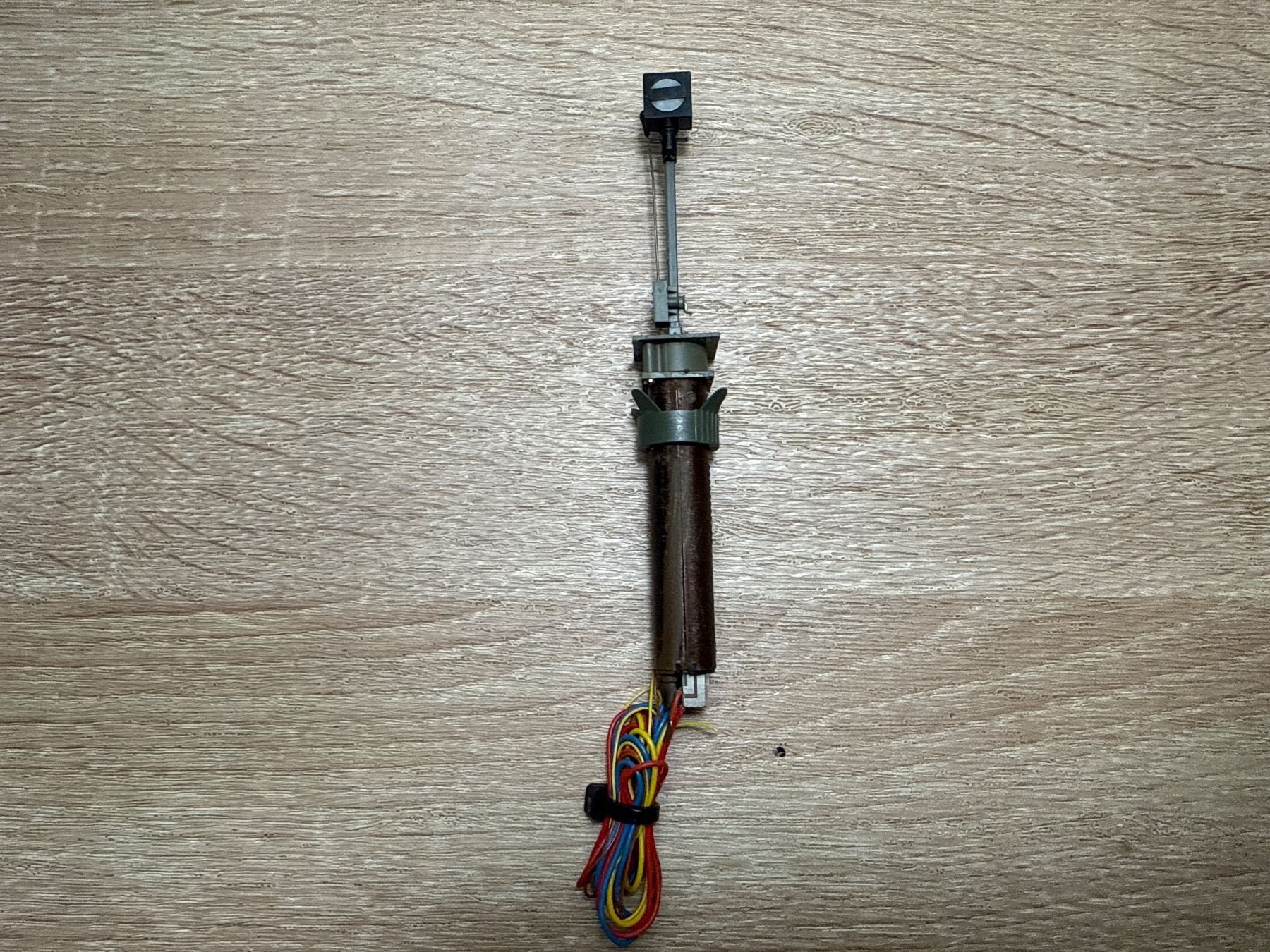 Viessmann Modellini di ferrovie: Viessmann 4515 Vorblocksignal H0 – Usato da St-Aubin-Sauges venduto da Lo_Go