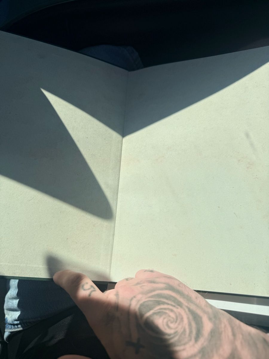 Libri: Livre vierge Gucci  – Nuovo (secondo la descrizione) da Pomy venduto da Asw.luxury 2