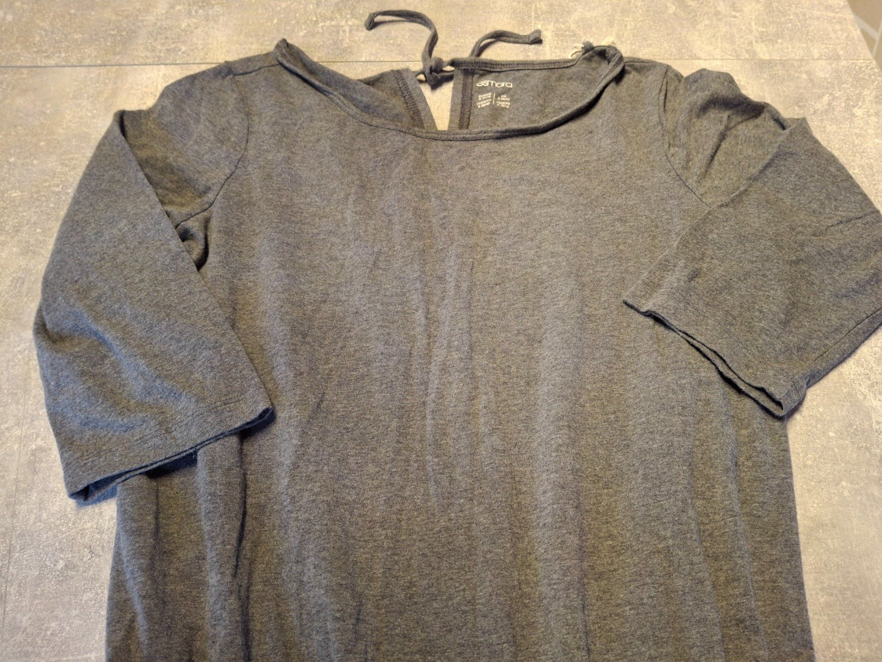 Jumpsuits: Combinaison grise taille 36/38 marque Esmara – Gebraucht aus Villiers von san_jn5w 1