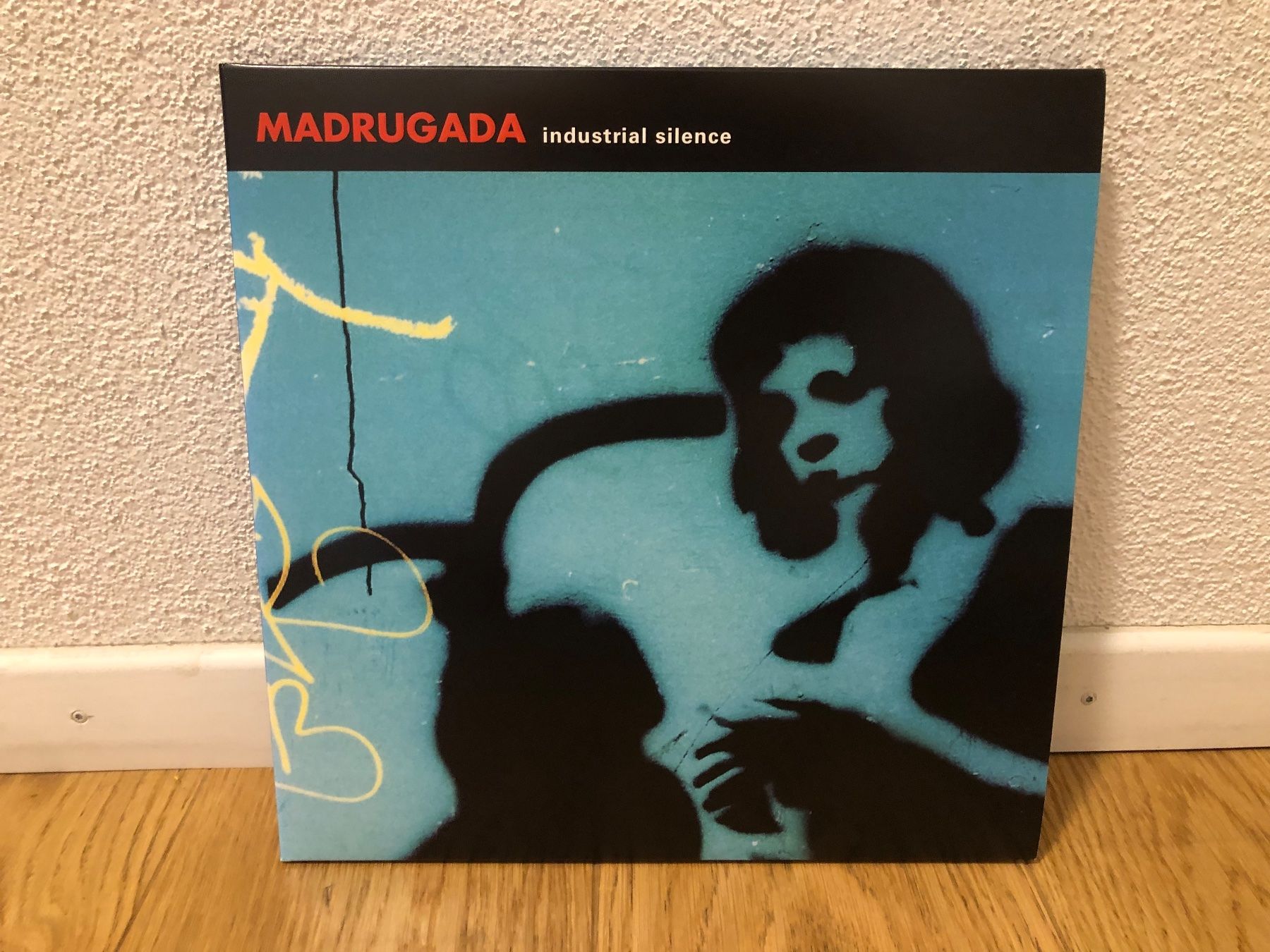 Dischi in vinile: MADRUGADA - INDUSTRIAL SILENCE LP EU 2019 LTD EDITION – Usato da Zofingen venduto da kartengeheimniss 1