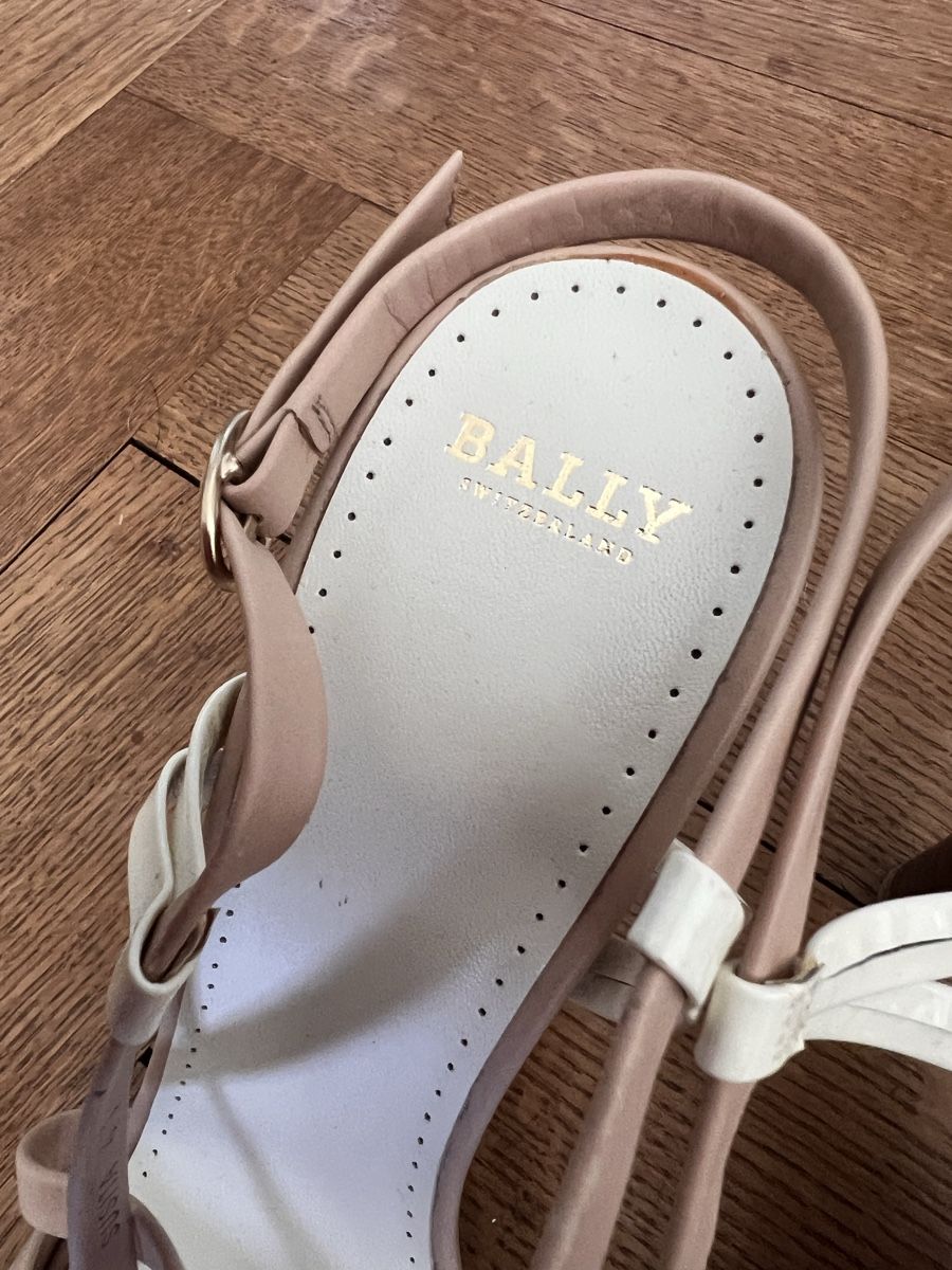 Bally Scarpe da donna: Pumps Bally, Gr. 41, beige weiss – Usato da Solothurn venduto da Brini06 1