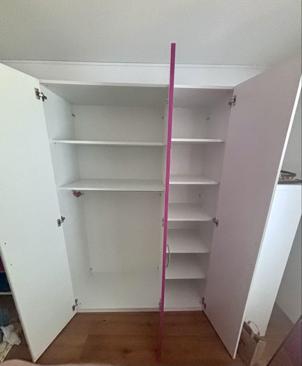 Pfister Armadi: Kleiderschrank  – Usato da Cham venduto da BMLT 1