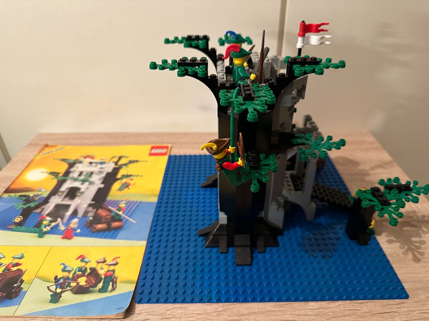 Lego Baukästen: LEGO 6077 Forestmen's River Fortress – Gebraucht aus Basel von Don-Angel 1