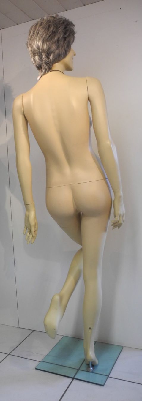 Sonstige Dekorationen & Accessoires: Schaufensterpuppe / Mannequin antik "Karina" – Gebraucht aus Kottwil von Crazyrolf 9