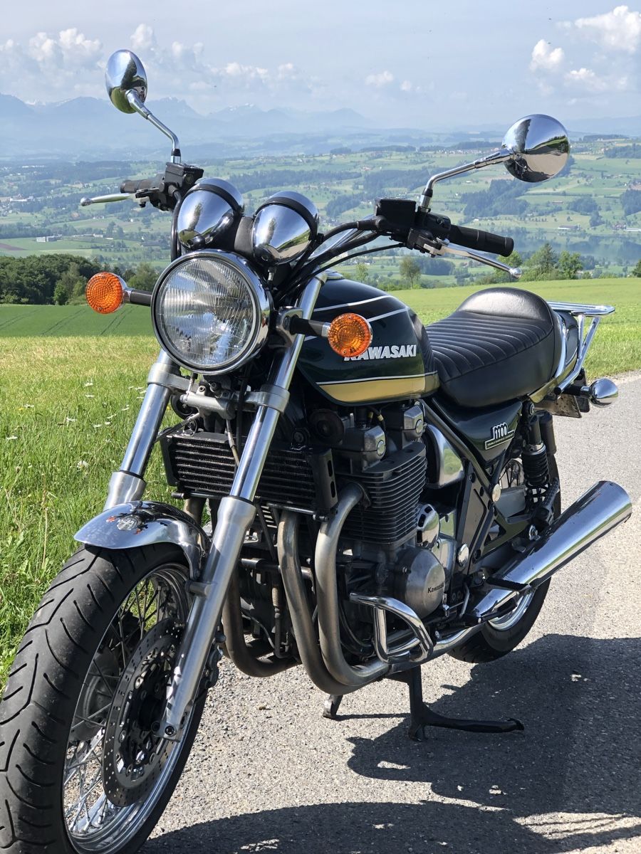Kawasaki Touring: Kawasaki Zephyr 1100 mit Speichenräder – Gebraucht aus Emmenbrücke von