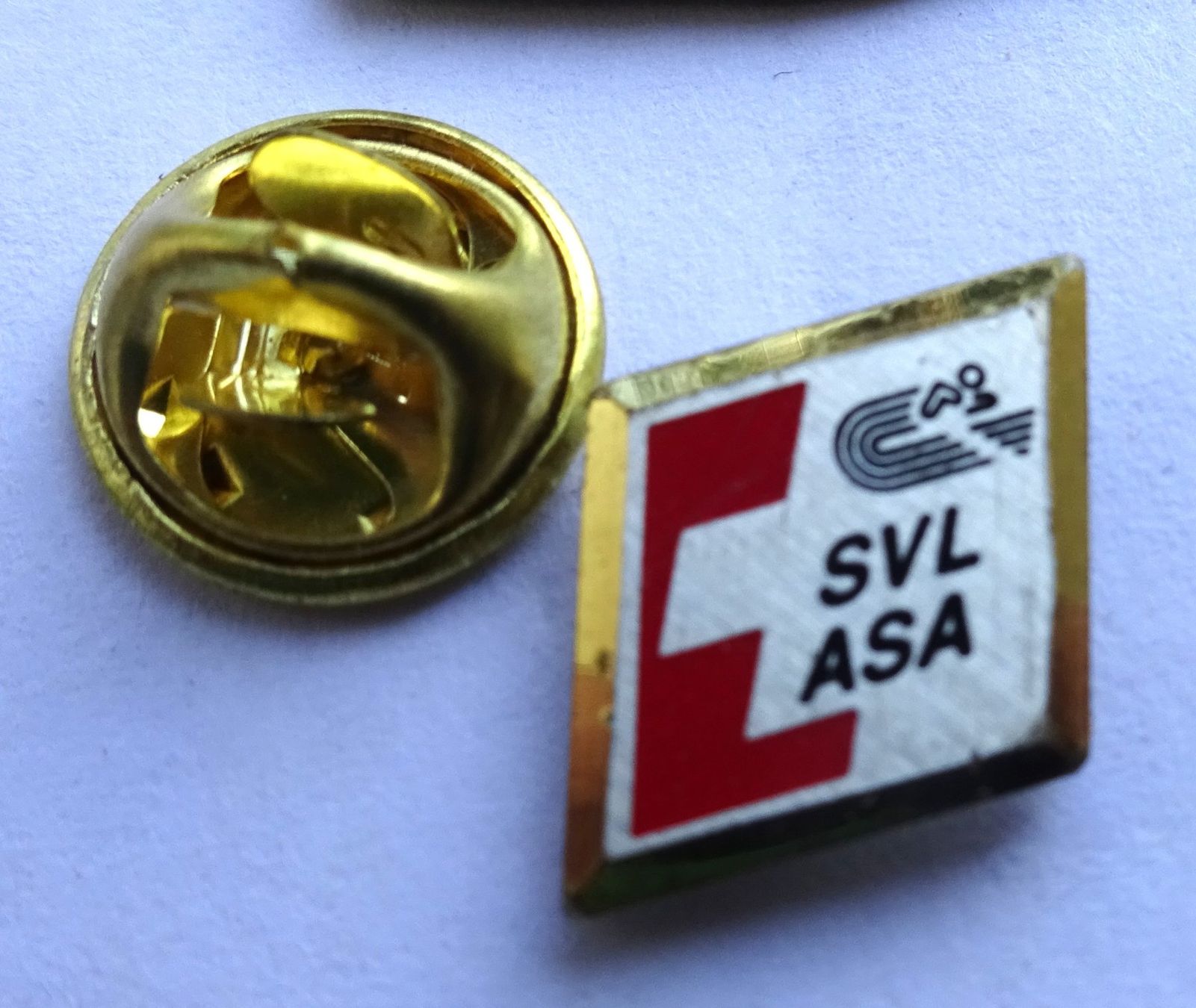 Plaketten & Abzeichen: Pin S V L  A S A Schweiz – Gebraucht aus Utzenstorf von BUtter81