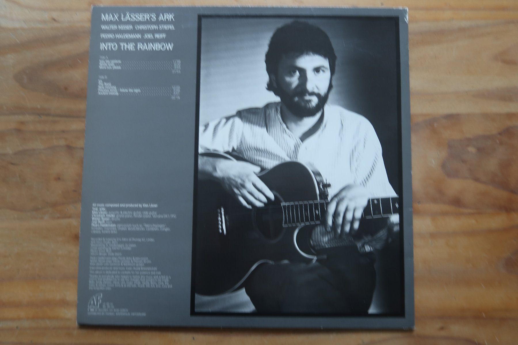 Dischi in vinile: MAX LÄSSER'S ARK - INTO THE RAINBOW - VINYL LP – Usato da Basel venduto da Patiscat 1