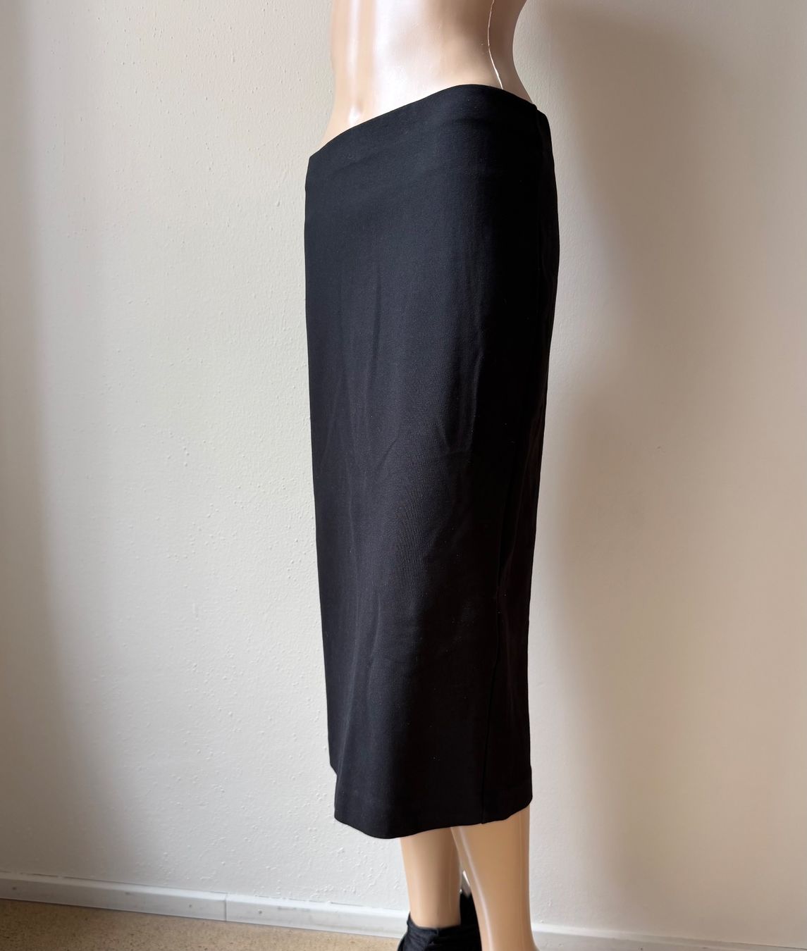 Röcke: McQ Bleistiftrock 🖤 – Gebraucht aus Zürich von ClosetQueen 4