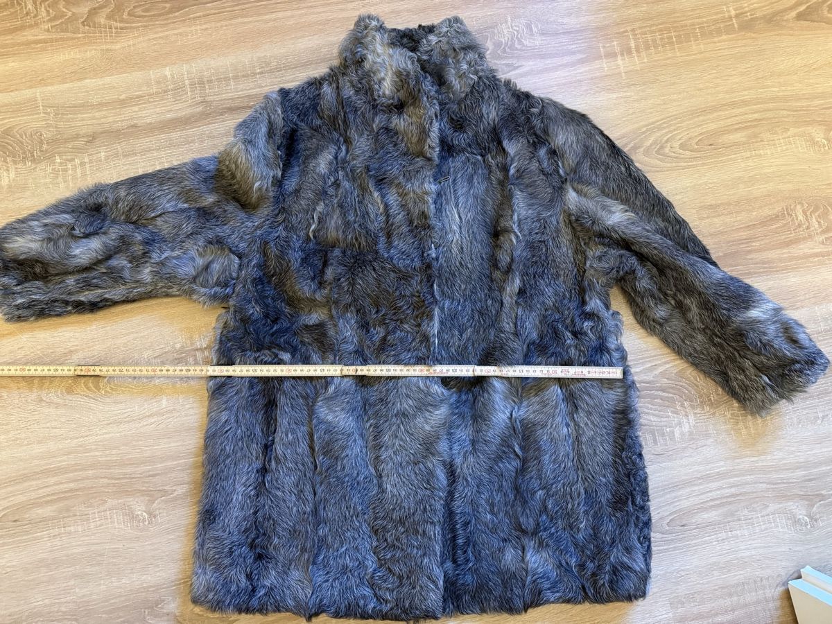 Vestes: Pelzjacke aus Ziegenfell – D'occasion à Hofstetten SO par anja4114 2