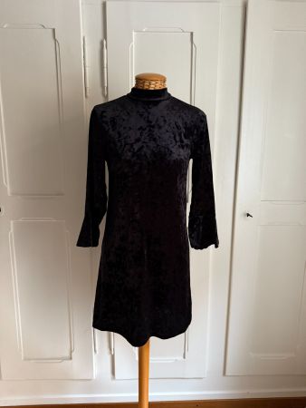 MONKI - Samtkleid schwarz S