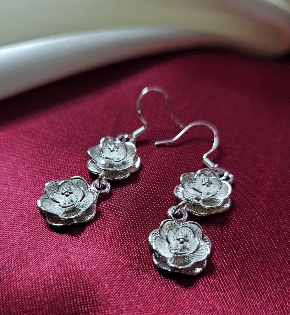 Orecchini pendenti & Orecchini a lobo: Elegante Ohrringe, 925 versilbert – Nuovo (secondo la descrizione) da Grenchen venduto da maretop