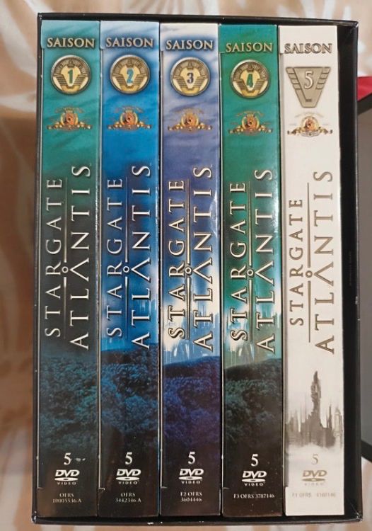 Alle DVDs: Stargate Atlantis - L'intégrale des 5 saisons - Coffret DVD – Gebraucht aus Bassecourt von CALUMET-X 5