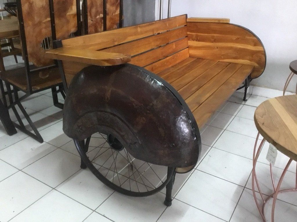 Divani: Sofa Couch Lounge Sitzmöbel Rikscha Loungesofa – Nuovo e nell'imballaggio originale da Daisendorf venduto da Wohn-Kult 1