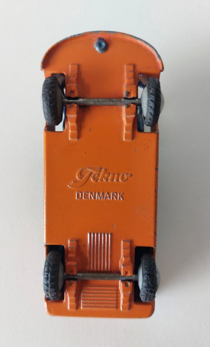 Tekno Modellini d'auto: Tekno VW Bus Pritsche 1:43 – Usato da Schenkon venduto da Elbarto007 9