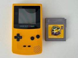 GameBoy Color inkl. Pokémon Gelb