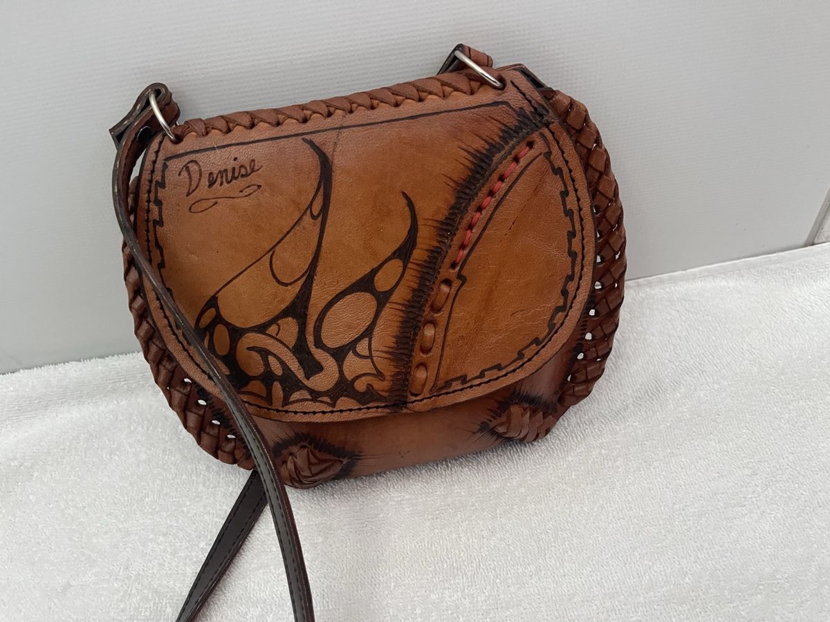 Borse & Zaini: Handtasche – Nuovo (secondo la descrizione) da Kaiseraugst venduto da muddy_fox 1