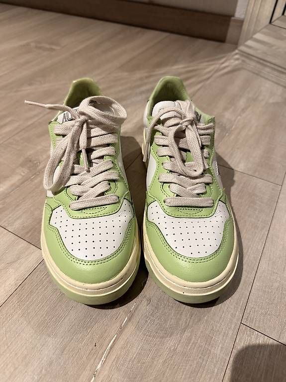 Autry Scarpe da donna: Autry medialist leather – Usato da Taverne venduto da buc_ggg9