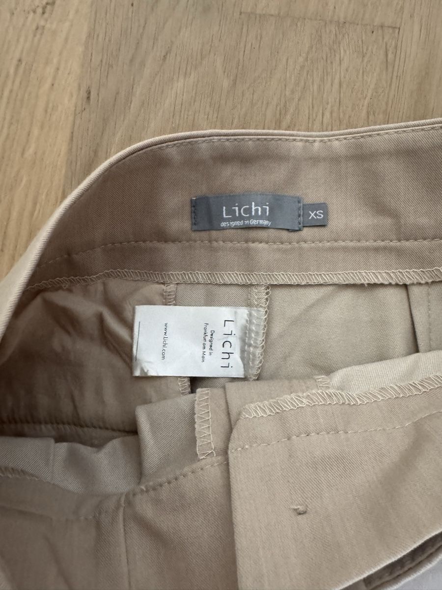 Pantaloni: Lichi wrap pants beige size xs – Usato da Dübendorf venduto da ClaraS. 3