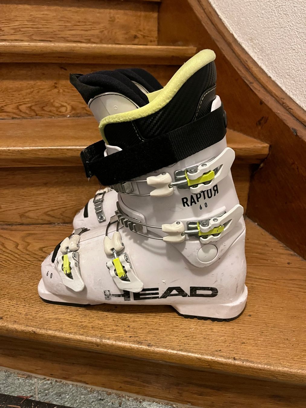 Head Scarpe da uomo: Kinder Skischuhe – Usato da Basel venduto da ricohirsch 1