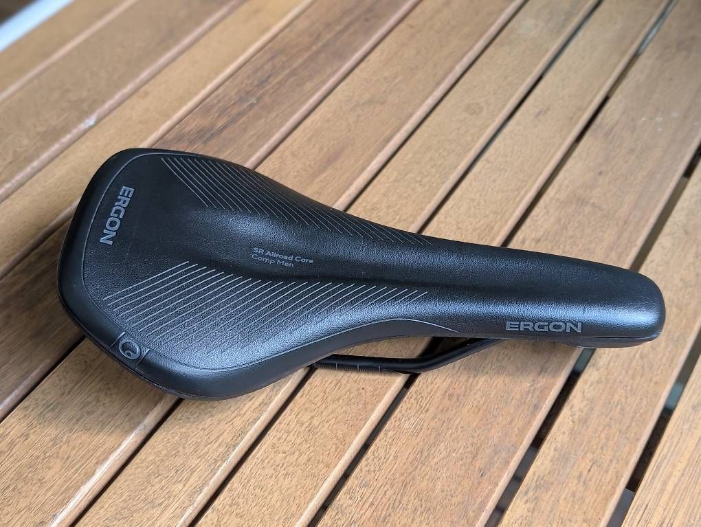 Pezzi di ricambio: Sattel Ergon SR Allroad Core Comp Men Small/Medium – Usato da Bern venduto da IchLiebeKartoffeln