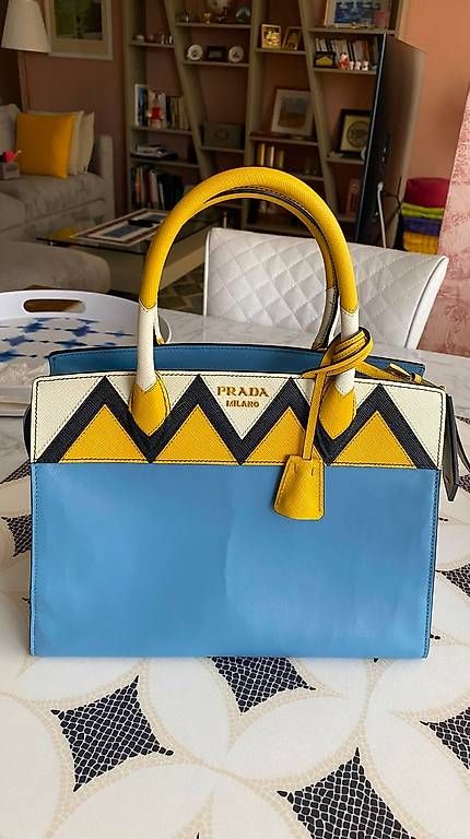 Prada Borse da donna: Prada Esplanade Tote – Usato da Nyon venduto da phsirima