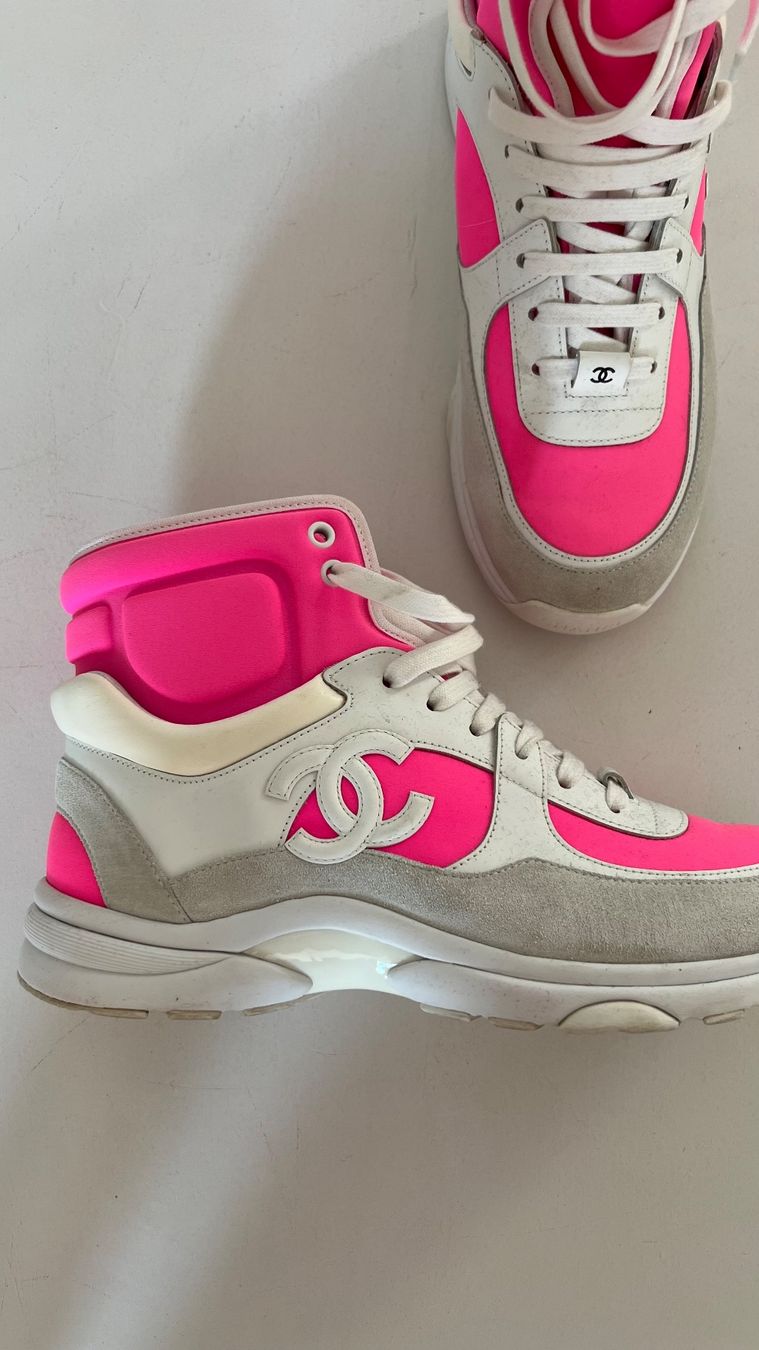 Chanel Damenschuhe: Turnschuhe – Neu (gemäss Beschreibung) aus Uetikon am See von jan_bx6p 1