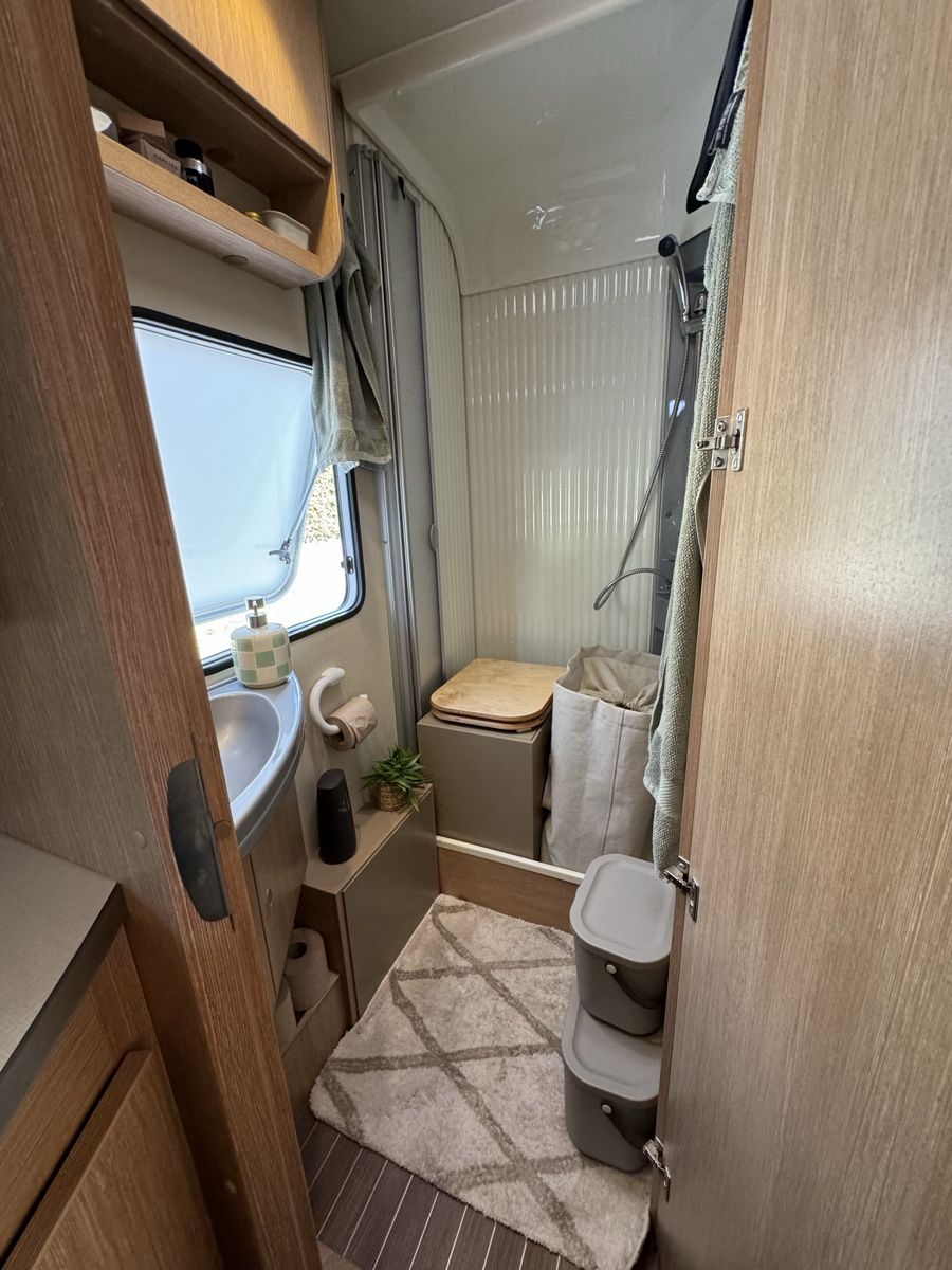 Sunlight Camping Fahrzeuge: Sunlight T58 von privat, Top – Gebraucht aus Nassenwil von Juna2109 6