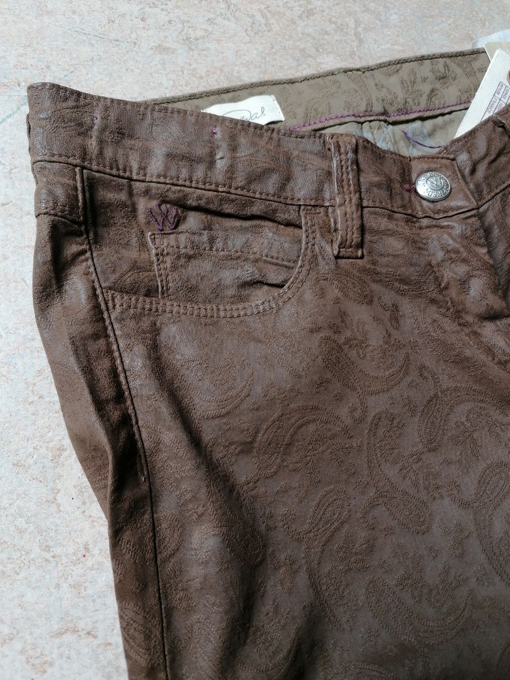 Pantaloni: Was Hose Norma Cropped, Grösse 27, Neu – Nuovo (secondo la descrizione) da Klingnau venduto da vollmond36 9
