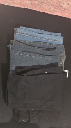 Lot de 3 pantalons jeans taille 52