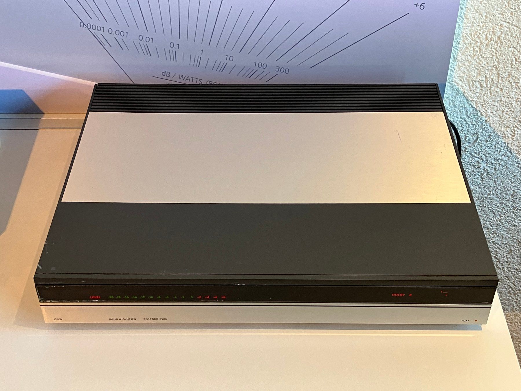 Bang & Olufsen Verstärker: Bang&Olufsen 3 éléments Ampli + Tape + Master Control 5500 – Gebraucht aus Delley von ogringo77 5